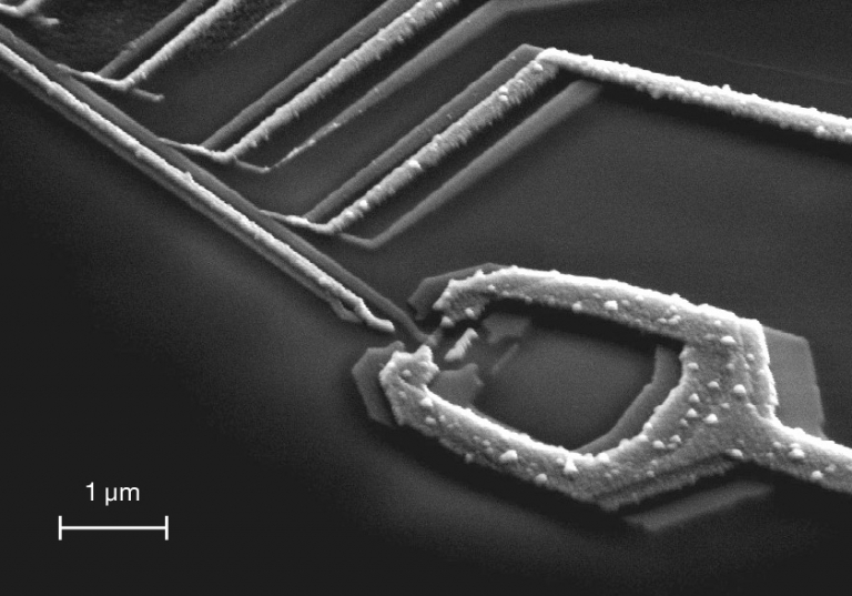 The winning micrograph: a superconducting quantum interference proximity transistor with multi tunnel junctions.